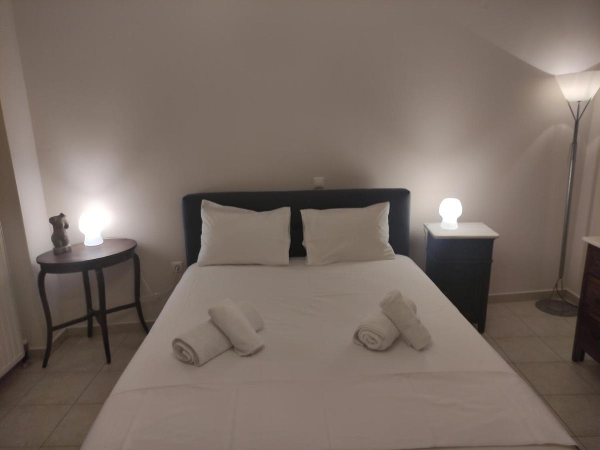 C' Est La Vie Apartment นาฟปลิโอ ภายนอก รูปภาพ