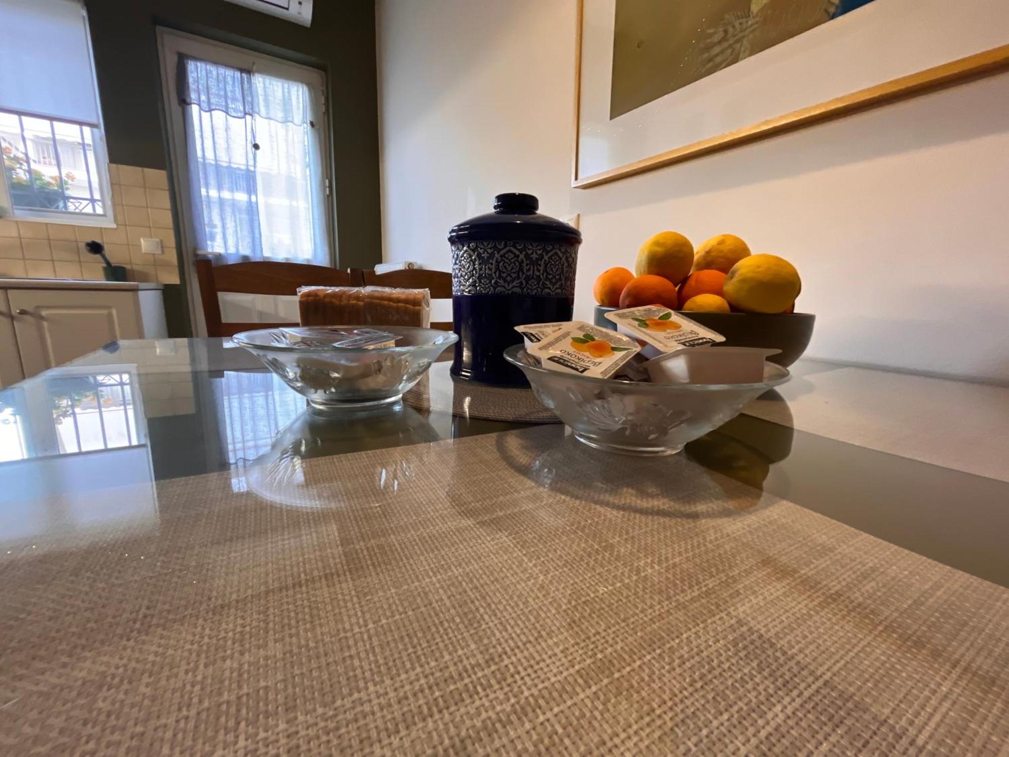 C' Est La Vie Apartment นาฟปลิโอ ภายนอก รูปภาพ